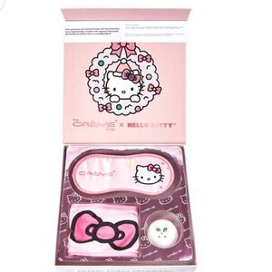 Hello Kitty Cozy Slumber Holiday Spa Set - Limited Edition